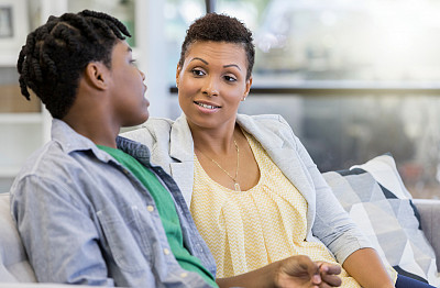 Q&A with Dr. Kalee Gross: The Parent-Adolescent Relationship [PART 4 of 5]